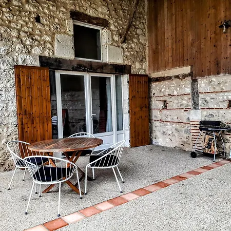 Noisette - Piscine Chauffee, Terrasse Et Jardin - Lot-et-garonne
