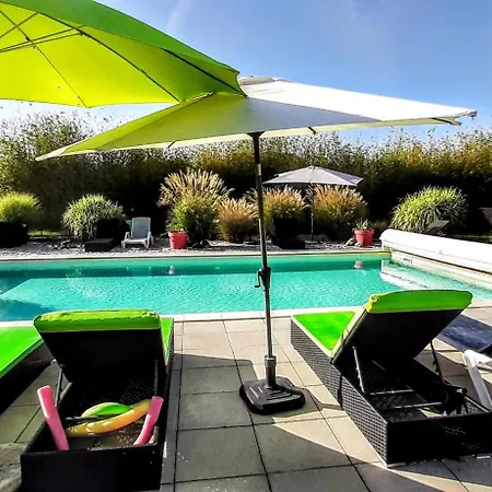 Noisette - Piscine Chauffee, Terrasse Et Jardin - Lot-et-garonne *