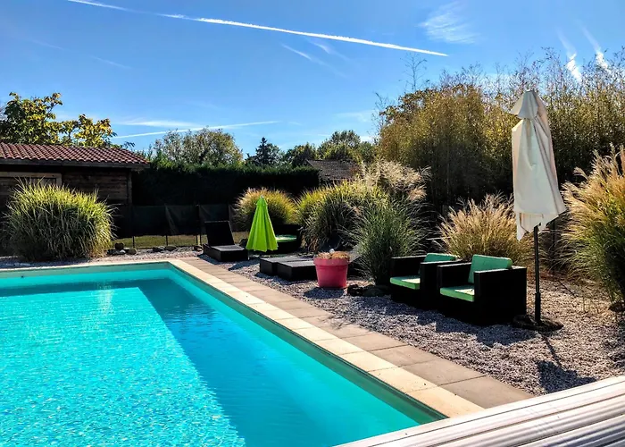 بيت للعطل Avec Piscine Chauffee, Terrasse Et Jardin - Lot-et-garonne Bourran
